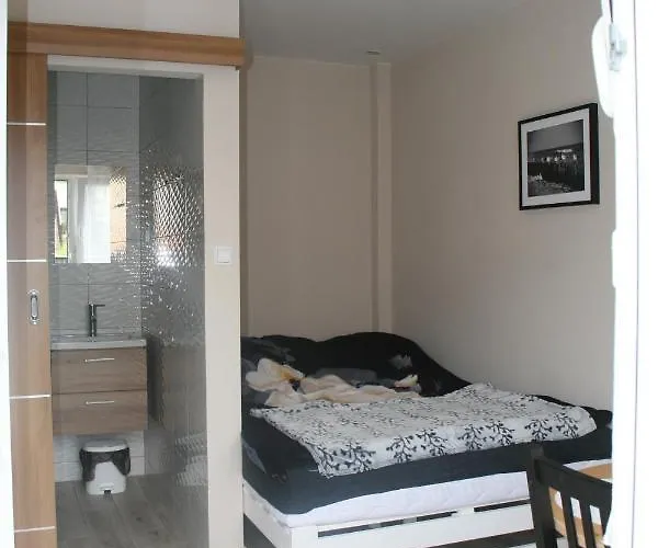 ホームステイ Alka