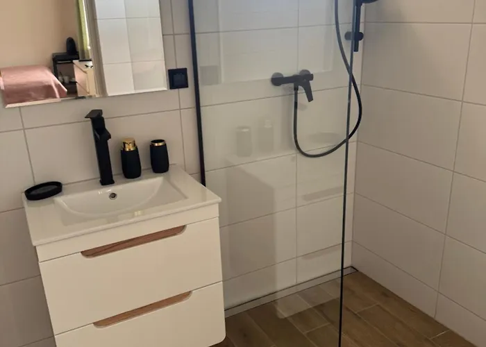 ホームステイ Alka *